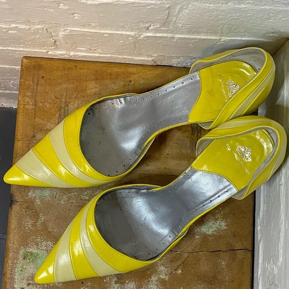 Fornarina Yellow Pumps Low Heels Size 7 - Picture 2 of 7